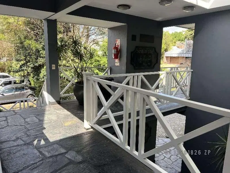 Lomas de San Isidro - Oficina Alquiler ARS 1.000.000 3