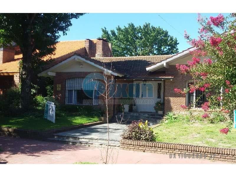 Martínez - Casa Venta USD 1.230.000