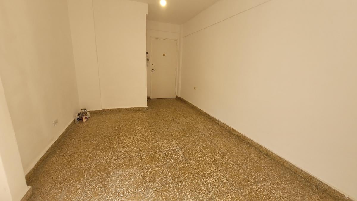 Monoambiente Muy Luminoso con Cocina Independiente. Aire Acond. Exc. Ubicación 2