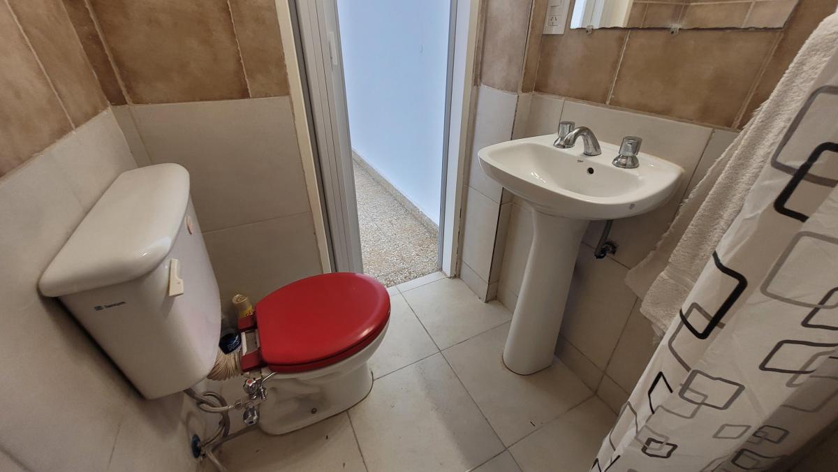 Monoambiente Muy Luminoso con Cocina Independiente. Aire Acond. Exc. Ubicación 5