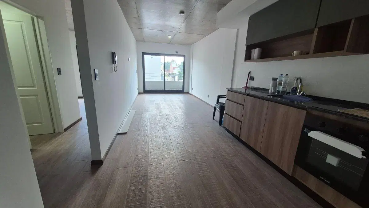 2 ambientes a Estrenar en Villa Urquiza. Dormitorio en suite con toilette. Amplio Balcón. Laundry 4