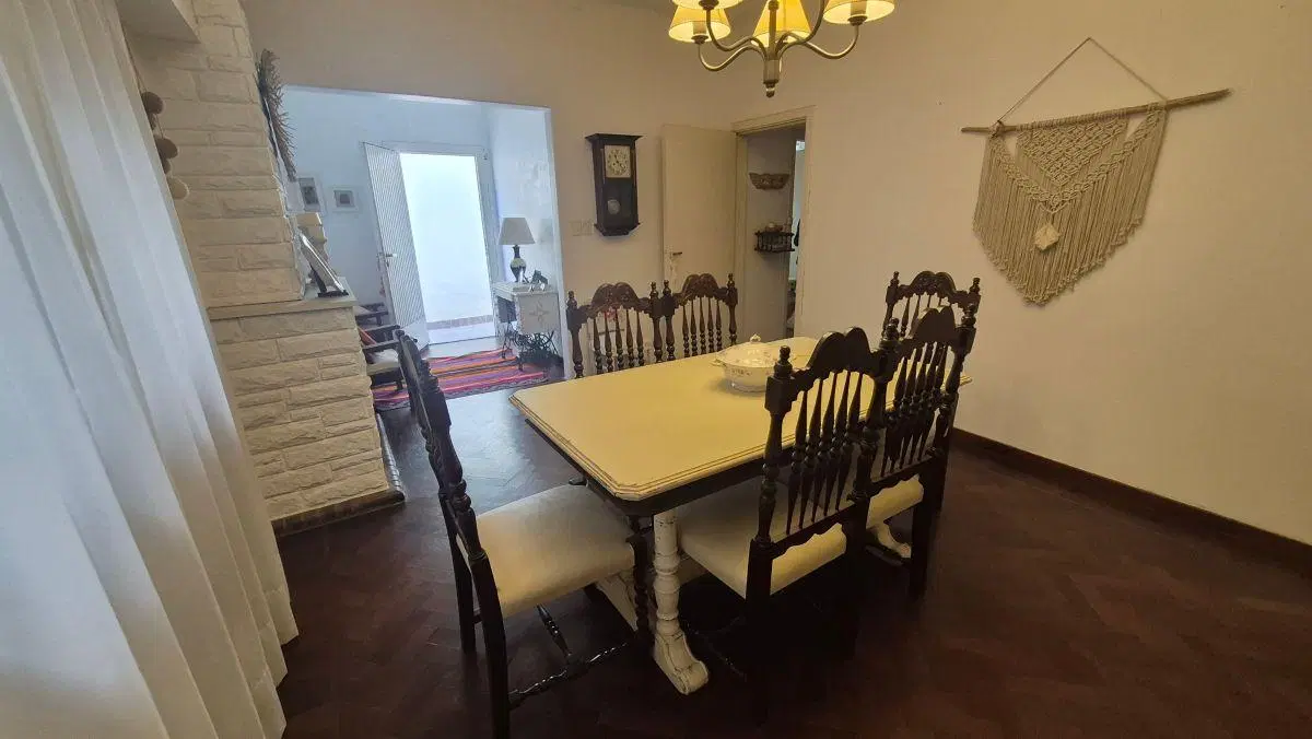 Excelente PH de 3 amb con mucho espacio verde y un jardín espectacular de más de 100m2 4