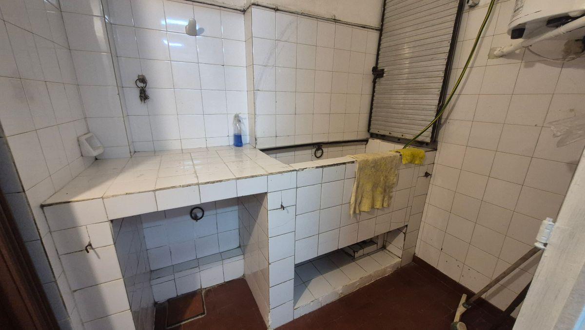 Foto de Local Comercial de 24 m² a m de La Av Maipu, imagen 2