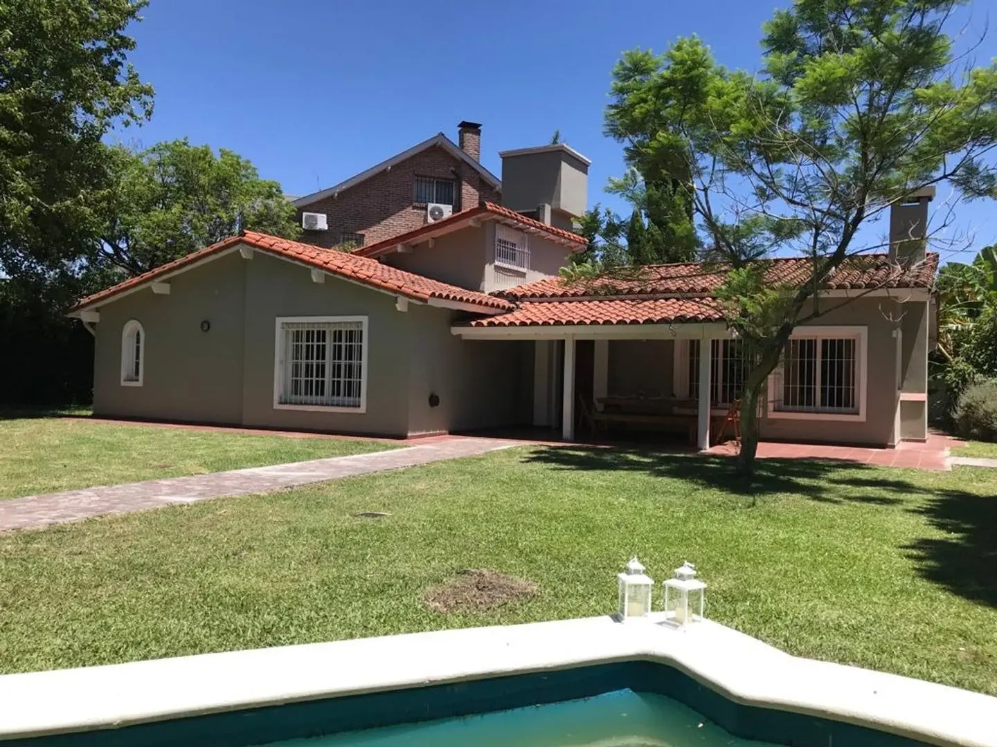 CASA EN LA MEJOR ZONA DE LA HORQUETA 3