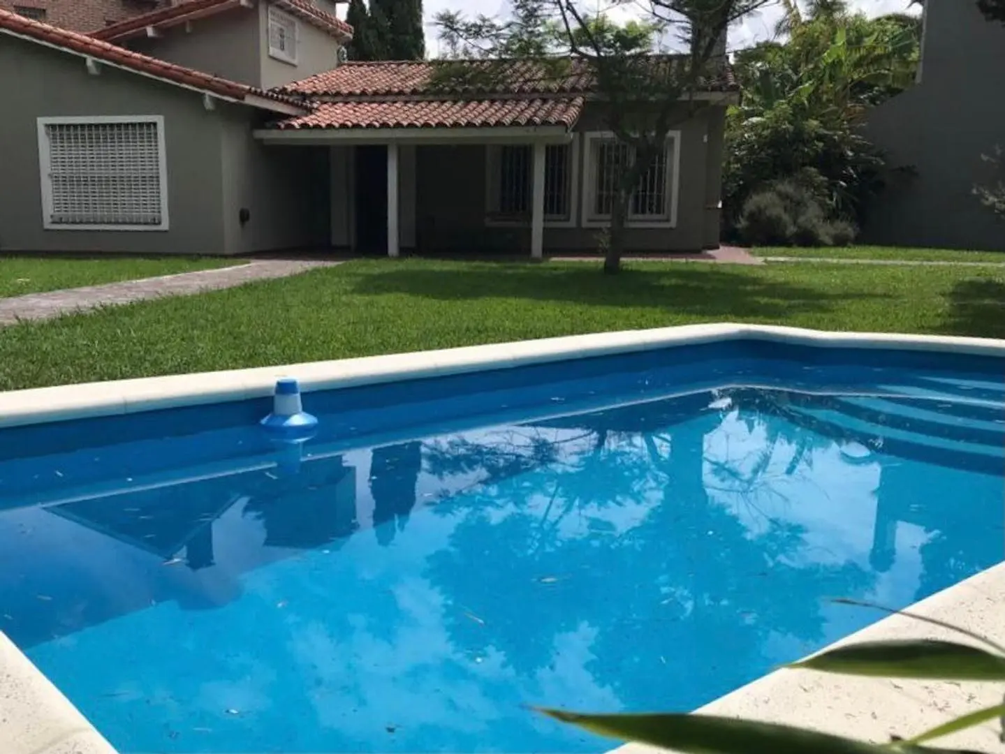 CASA EN LA MEJOR ZONA DE LA HORQUETA 5