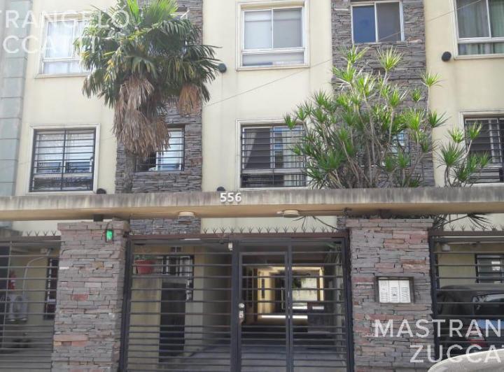 Departamento de 2 ambientes Apto Credito Hipotecario - Banfield Este 4
