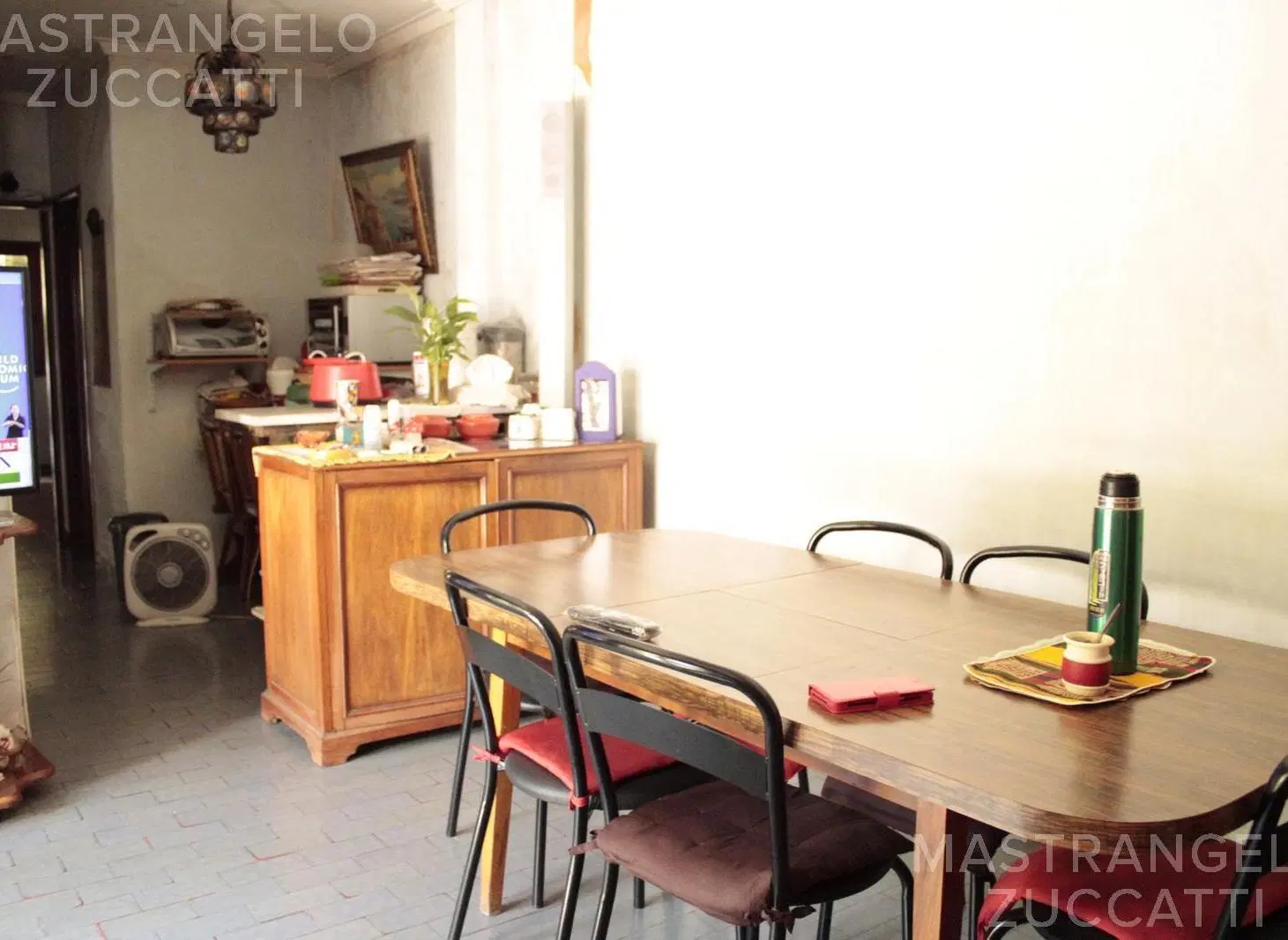 Amplio chalet en Banfield Oeste en inmejorable ubicacion 4