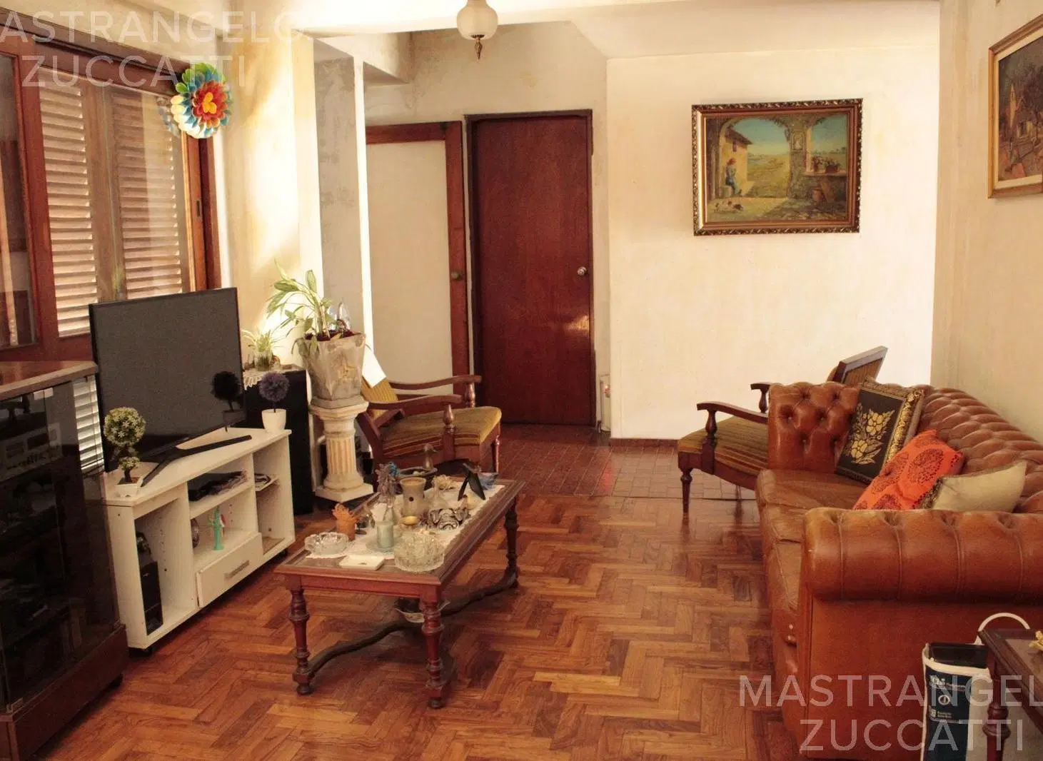 Amplio chalet en Banfield Oeste en inmejorable ubicacion 2