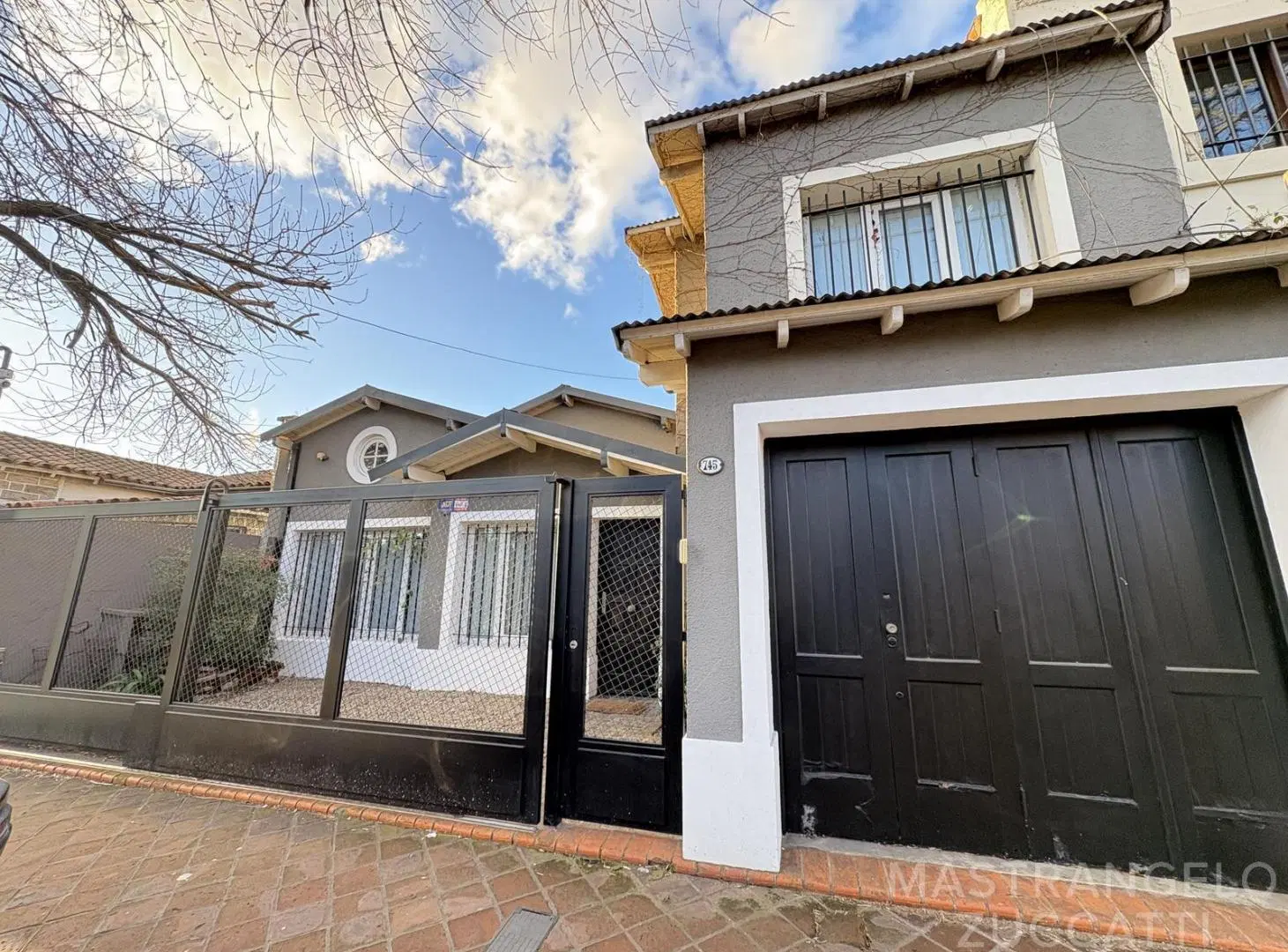Casa de 3 dormitorios con quincho y jacuzzi totalmente reciclada 1