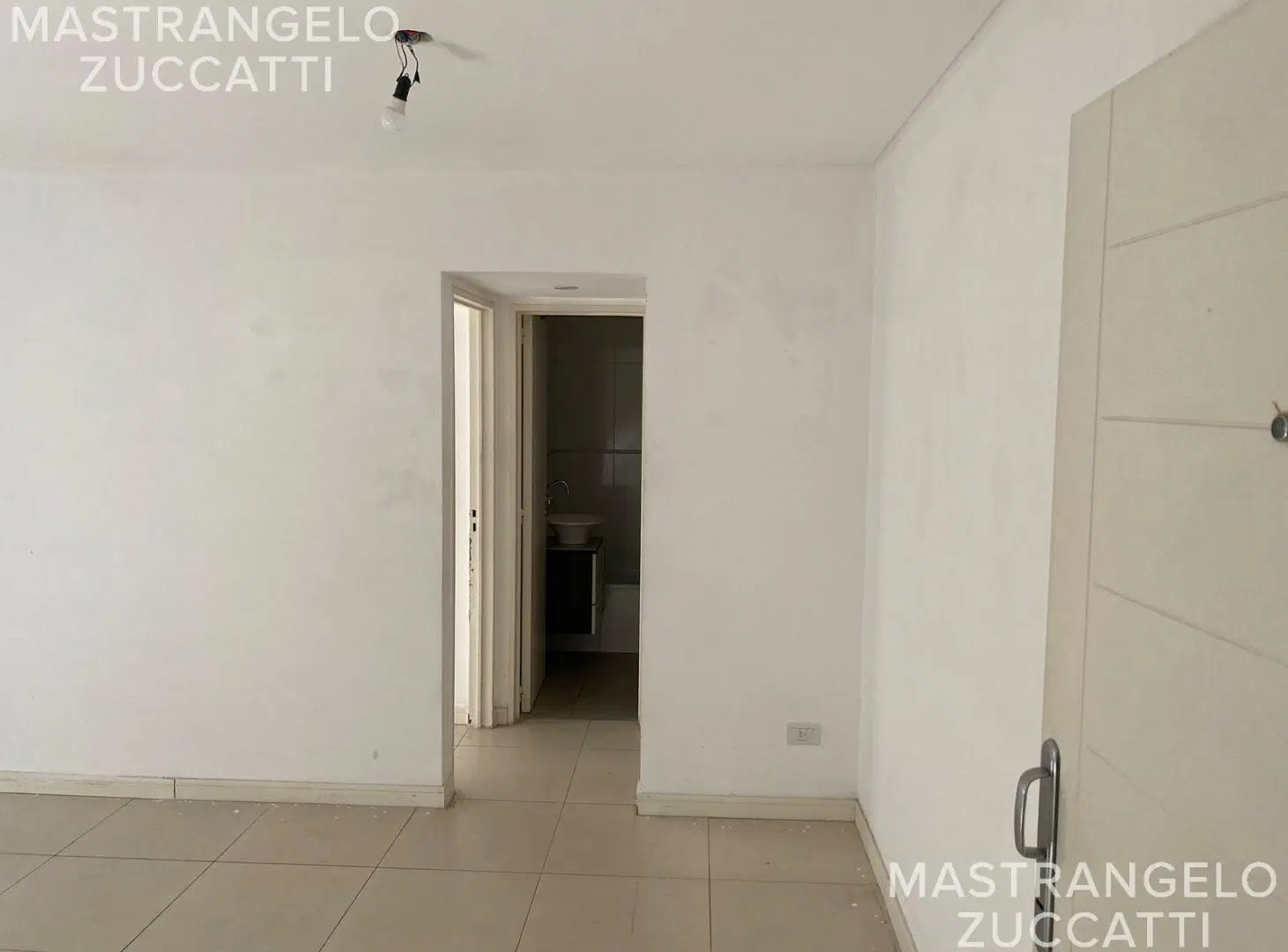 Departamento de 2 ambientes con cochera 5