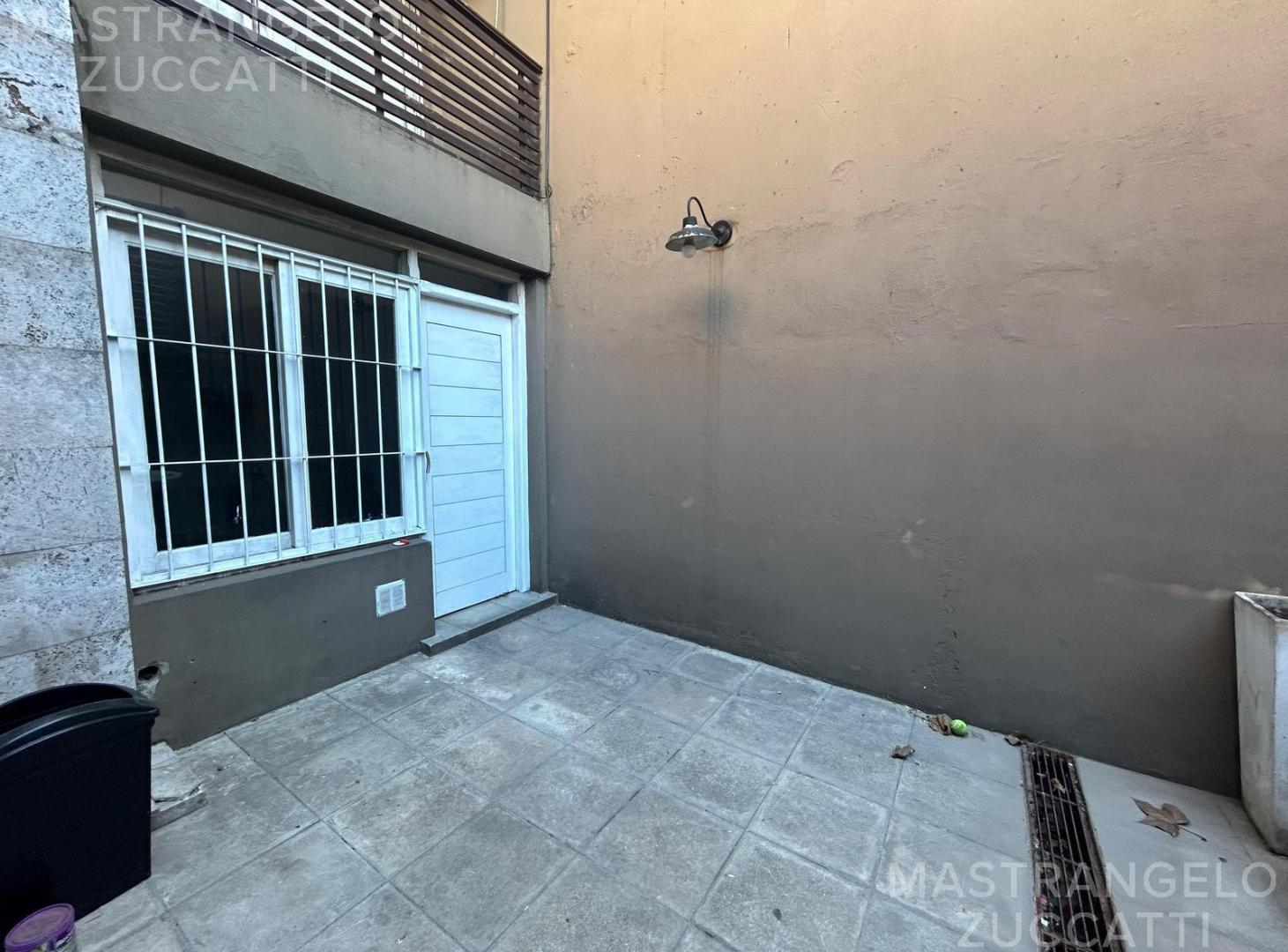 Foto de Departamento de 2 ambientes en Duplex en Lomas de Zamora Oeste, imagen 1