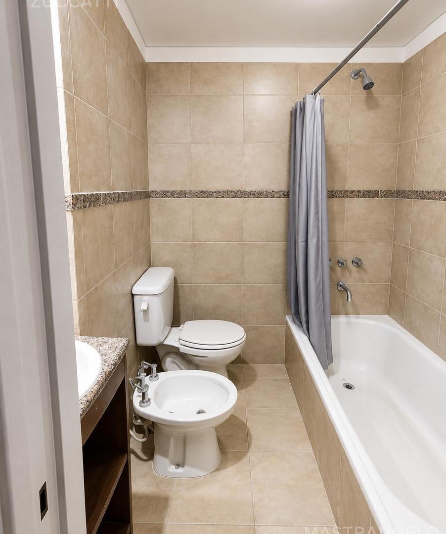 Foto de Departamento 2 ambientes tipo dúplex con patio y jacuzzi – Lomas Oeste, imagen 4
