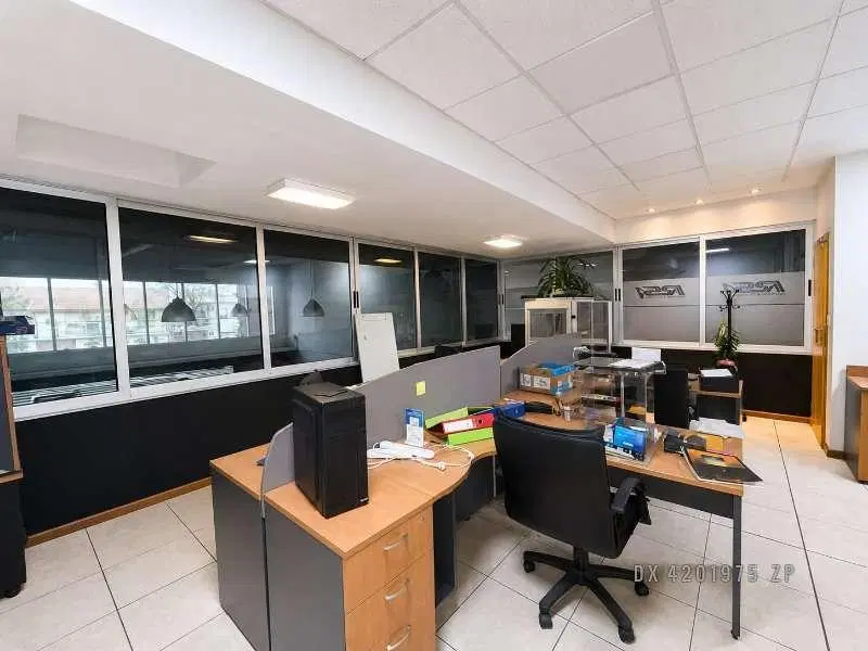 San Isidro - Local Alquiler ARS 6.000.000 5
