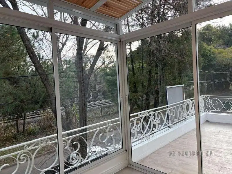 Martínez - PH Venta USD 240.000 8