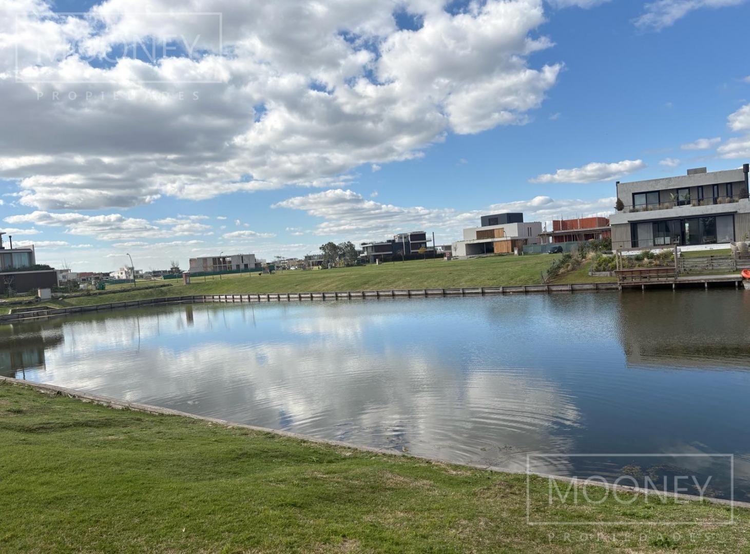 Foto de Lote al agua en barrio Puentes Nordelta, imagen 1