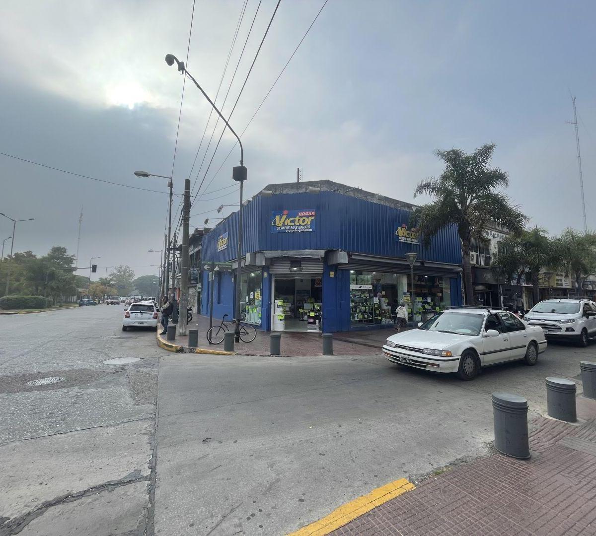 Local. | Constitución Al 000 3