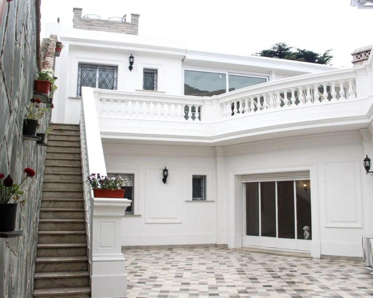 Casa 6 Ambientes. | Intendente Indart Al 100 4