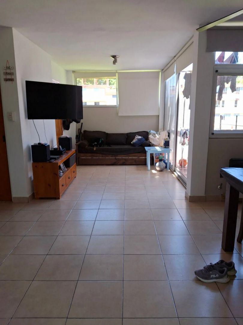 Departamento 3 ambientes. | AV. ITALIA al 600