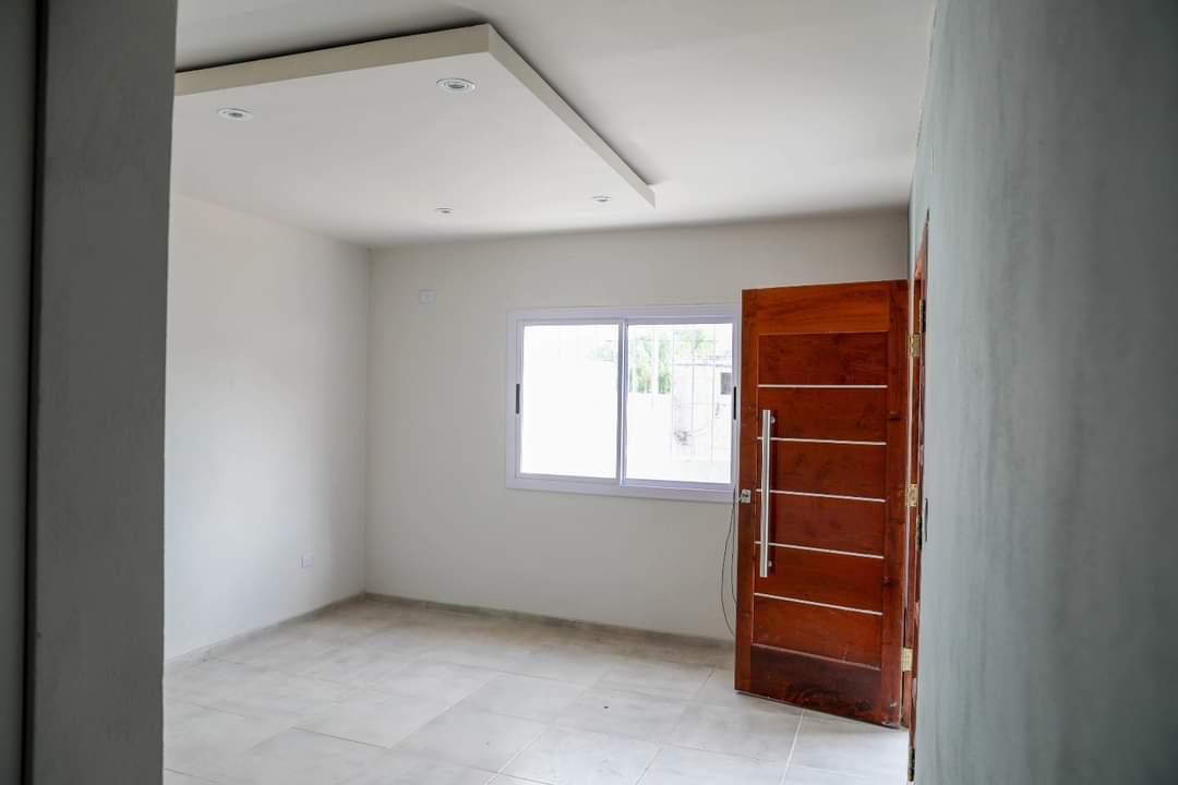 Casa Reciclada a Nueva en Stoecklin La Calera Vendo 4