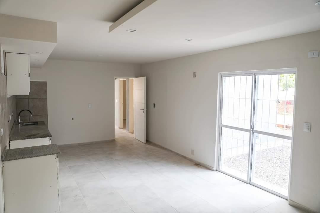Casa Reciclada a Nueva en Stoecklin La Calera Vendo 2
