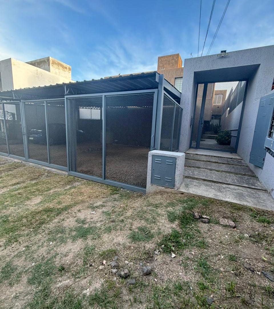 DUPLEX EN ALQUILER ALTOS DE LA CALERA