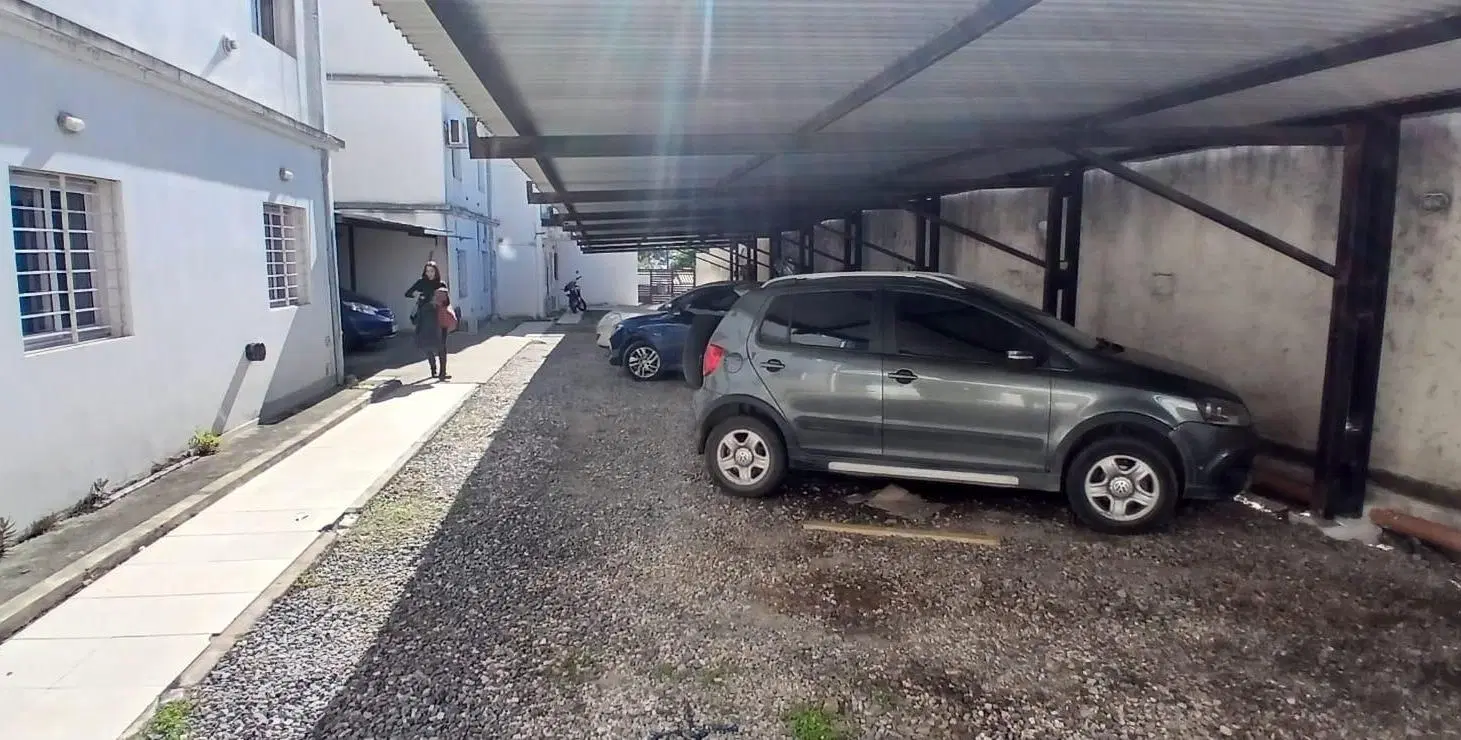 Vendo excelente departamento 2 dormitorios -La Calera 4