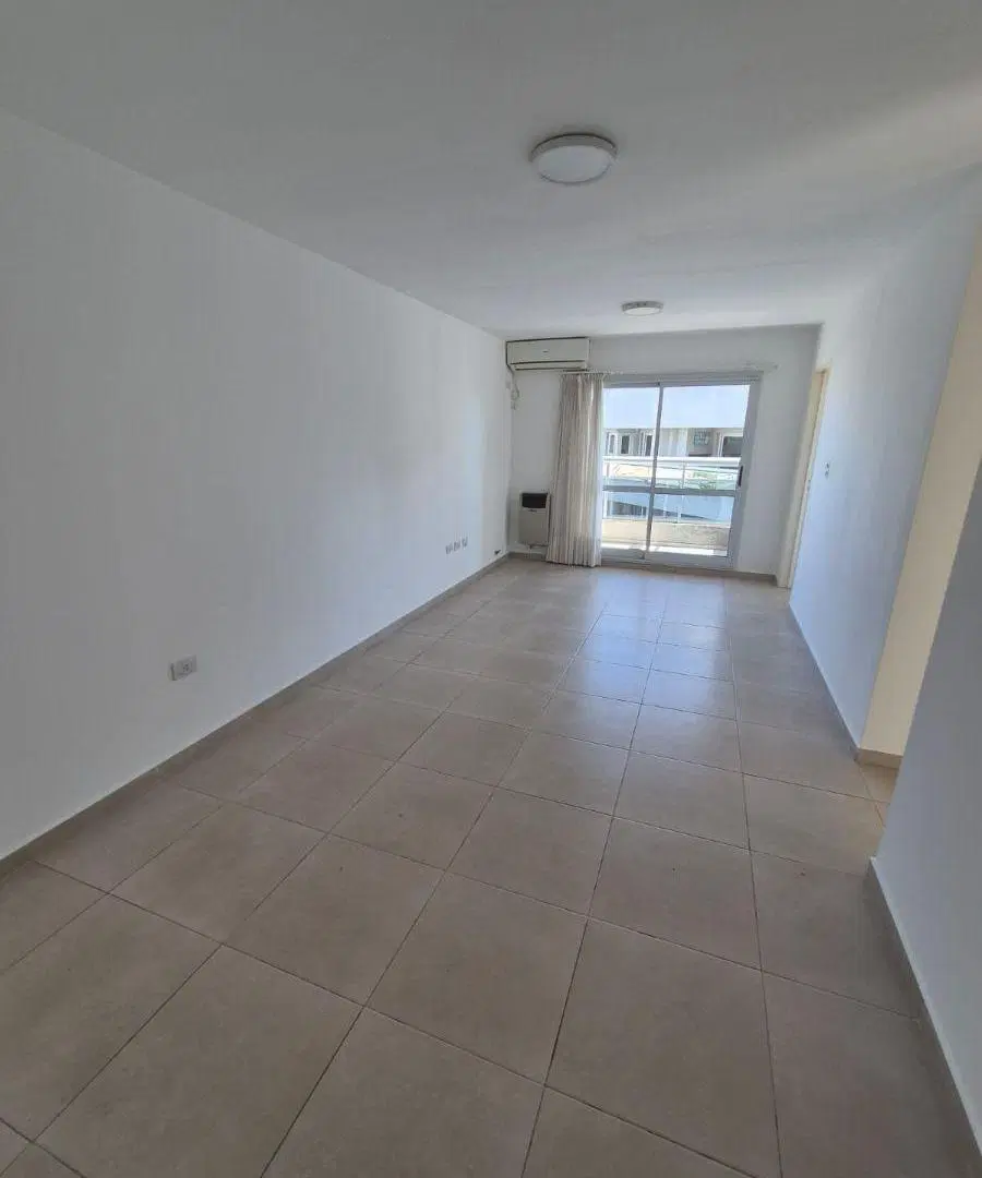 DEPARTAMENTO DE 2 DORMITORIOS EN TORRES DEL RIO 2