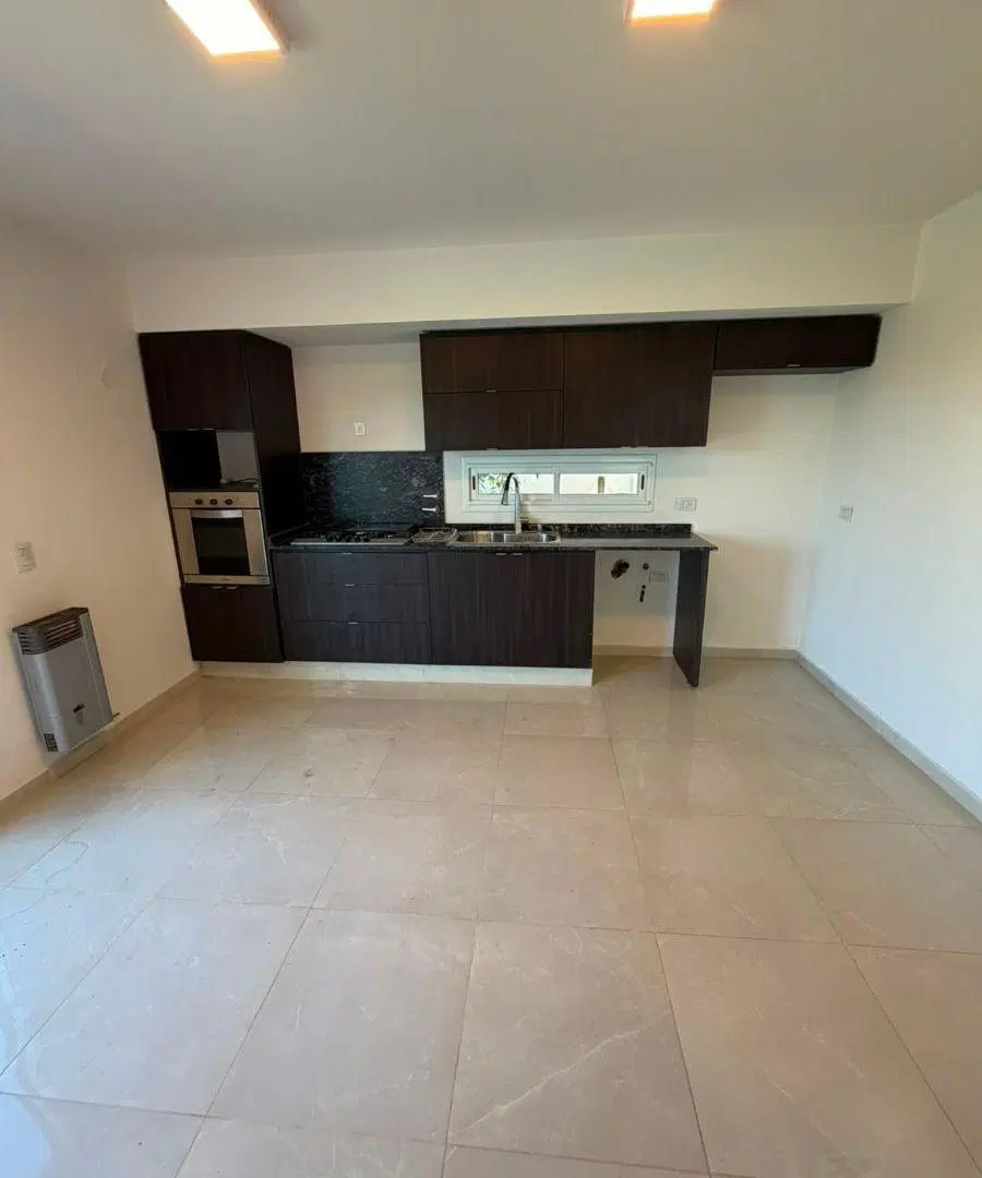 LA ESTANZUELA - CASA DE 4 DORMITORIOS EN VENTA 4