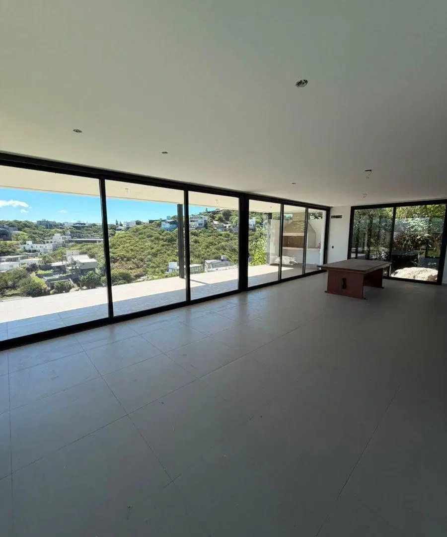 LA CUESTA VILLA RESIDENCIAL - CASA DE 3 DORMITORIOS EN VENTA 5