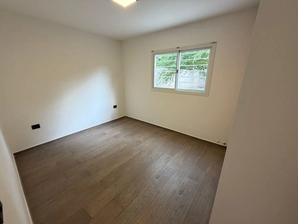 CASA A LA VENTA LA CALERA DOS DORMITORIOS BARRIO LOS PRADOS 5