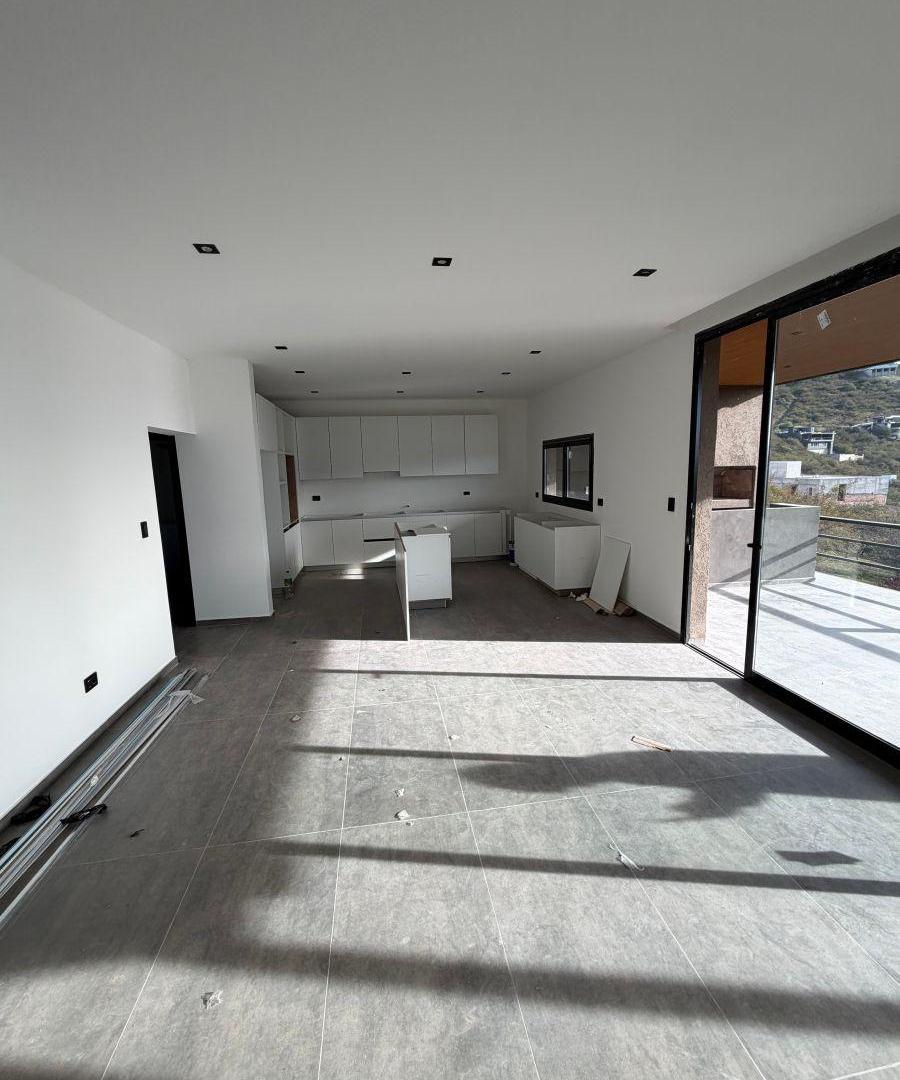 Foto de CASA EN VENTA COUNTRY LA DESEADA - La Calera, imagen 2