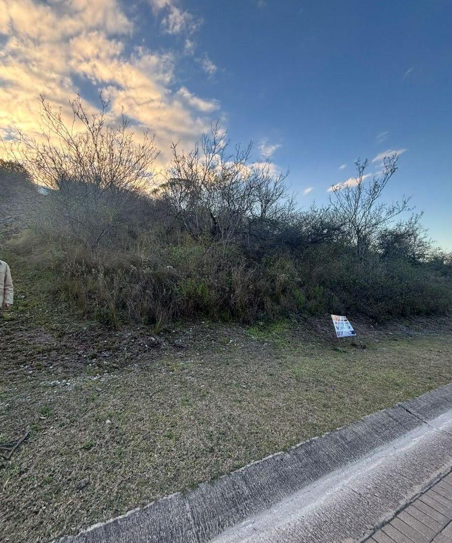 LOTE EN VENTA 1139M2 - LA DESEADA, LA CALERA