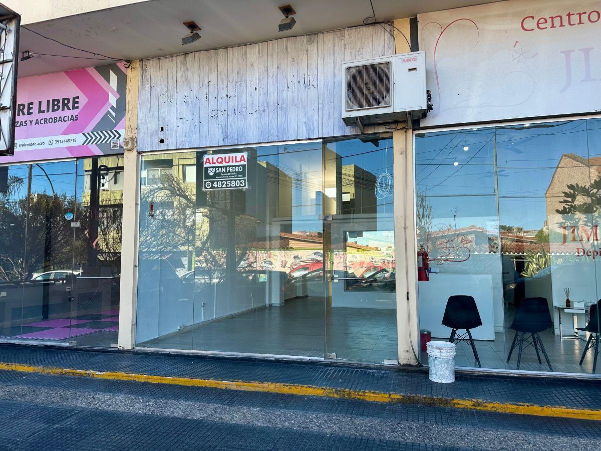 Foto de ALQUILO LOCAL CERRO DE LAS ROSAS - CALLE CON MUCHO TRANSITO, imagen 2