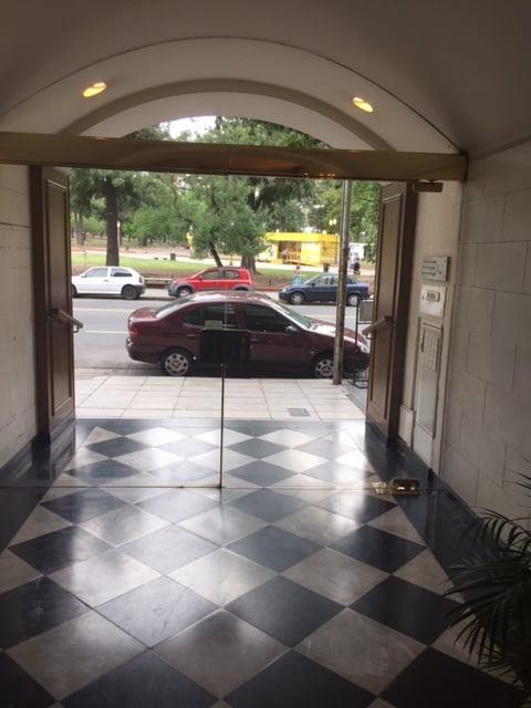 (Propiedad Suspendida) Excelente Departamento Frente Al Parque Chacabuco 2