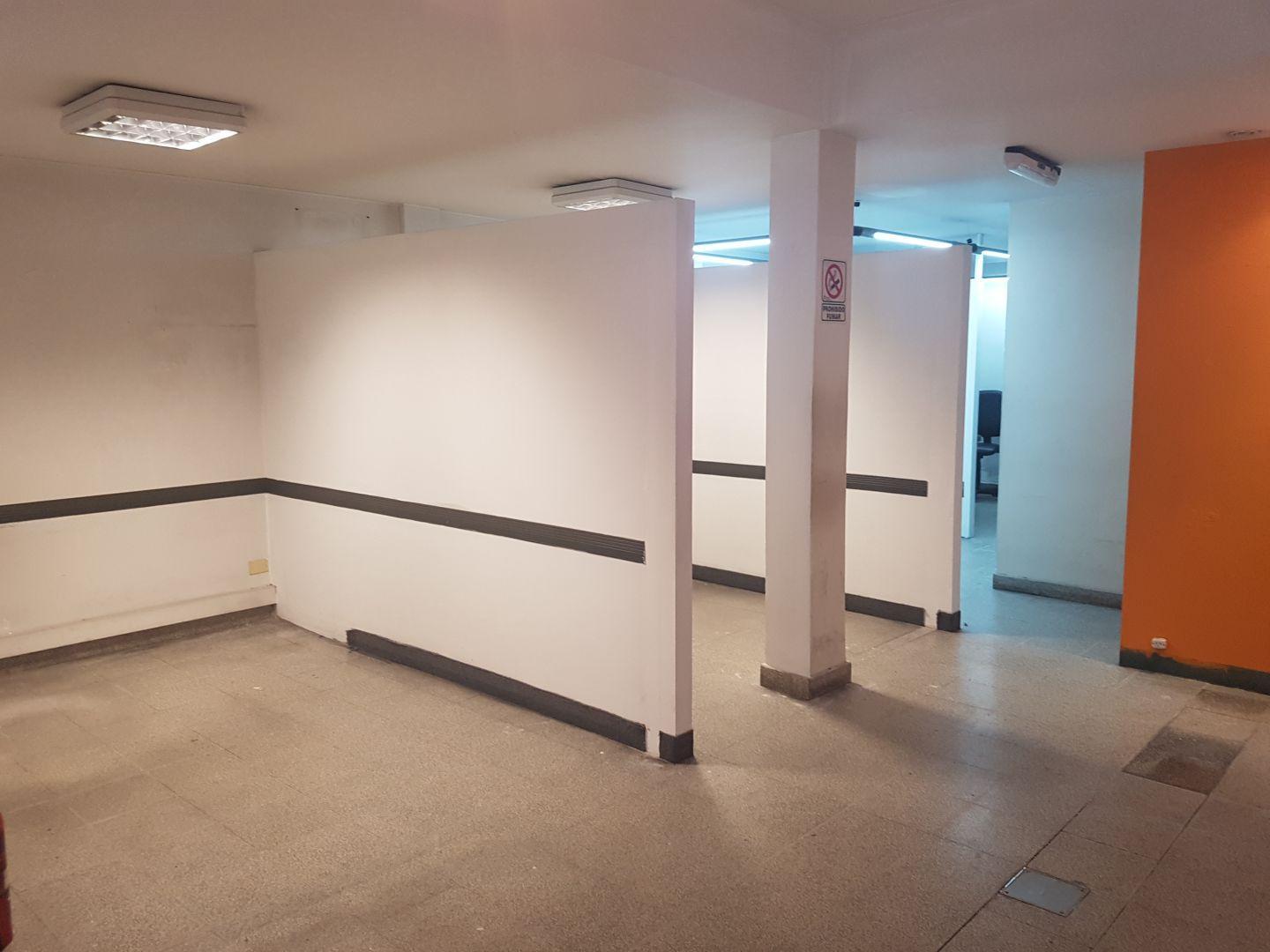 Foto de Solis y Belgrano. Local + oficinas. SIN EXPENSAS, imagen 3