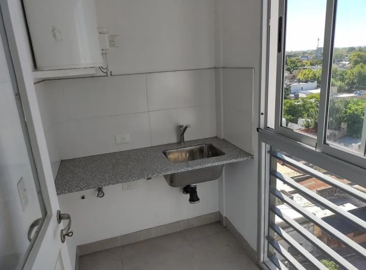 Departamento - Banfield Este 4