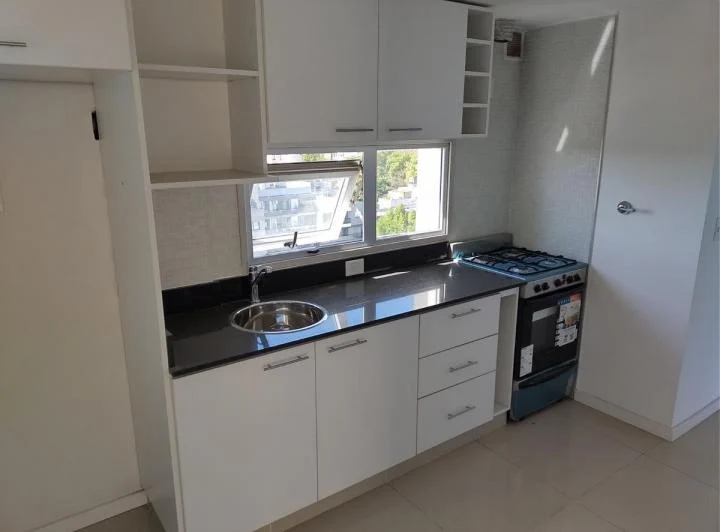 Departamento - Banfield Este 2