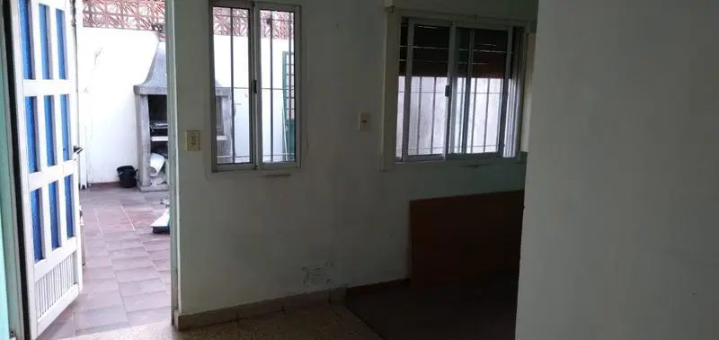 Departamento - Temperley Este 3