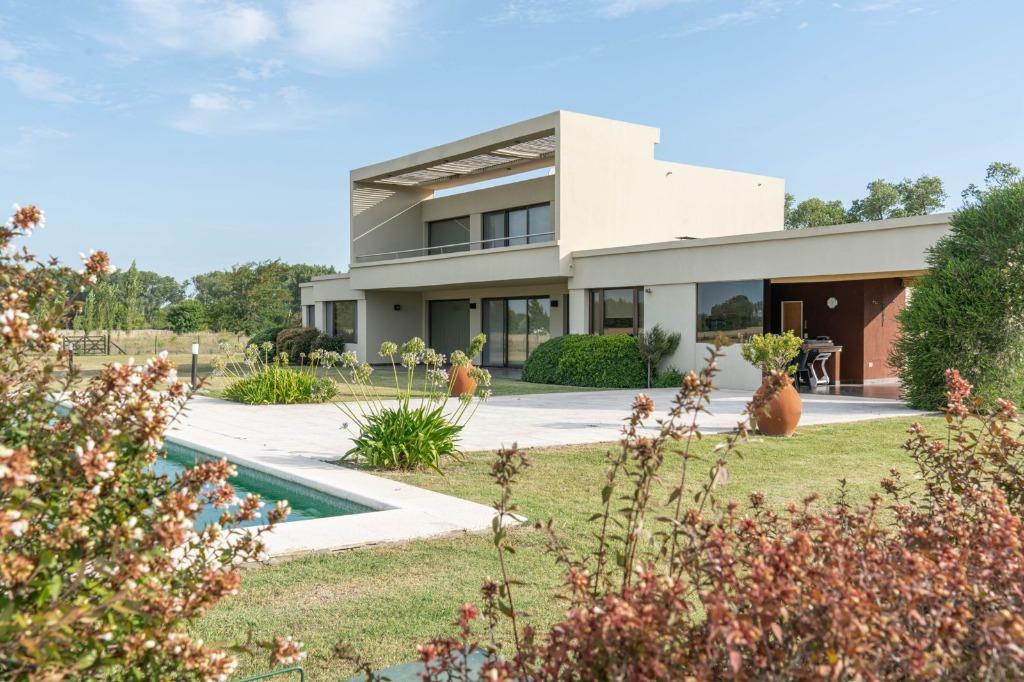 Casa en Venta Benquerencia Farm Club 2