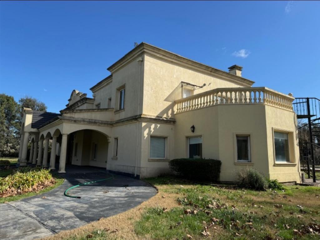 Venta Benquerencia, Imponente Casa Sobre Dos Chacras 1