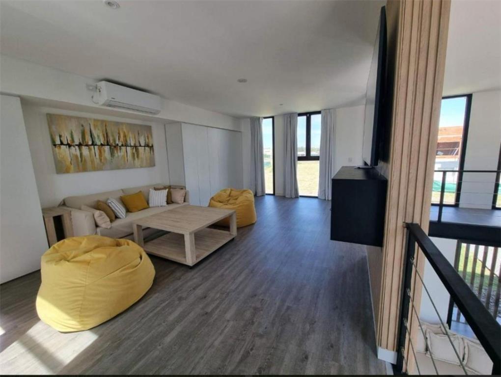 Foto de Venta Gran casa en Medal Pilar - Espectacular oportunidad en Lote al, imagen 4