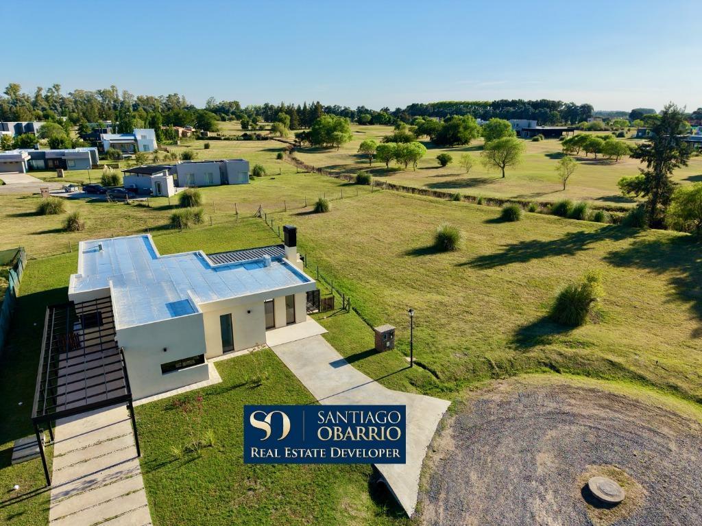 Venta casa a estrenar en Medal Country Club Pilar - Gran Lote interno