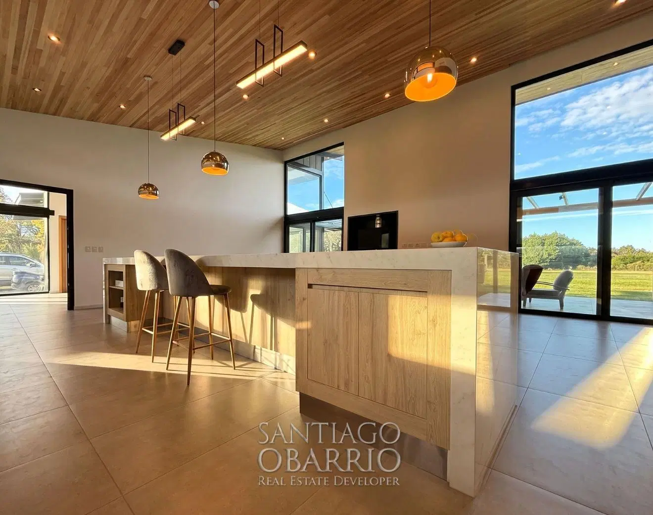 Excelente casa moderna en Venta de 360m2 en lote de 24.000m2 en El Argentino Farm Club 4