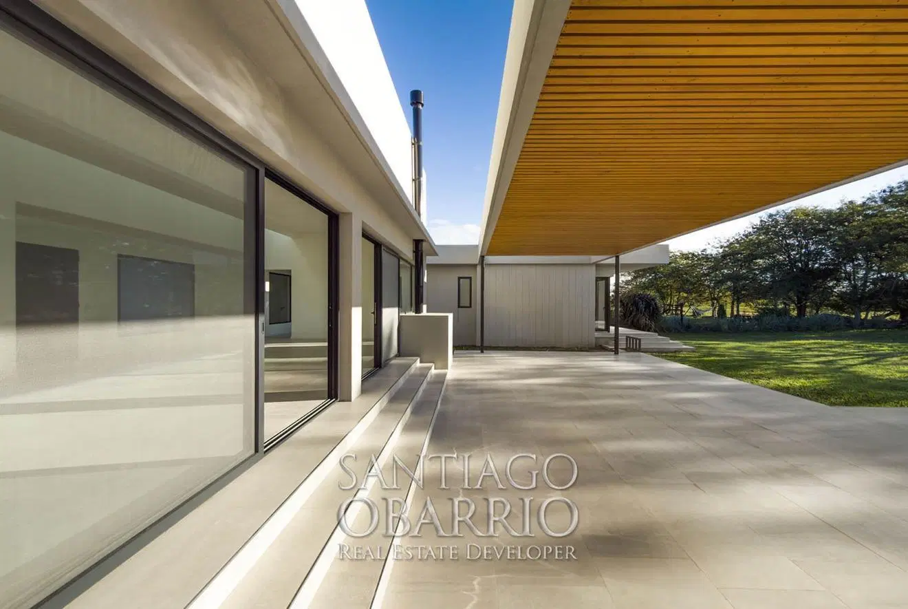 Casa en Alquiler de 332m² Totales en Everlinks golf & Country de Lujan con Vista al Golf 8