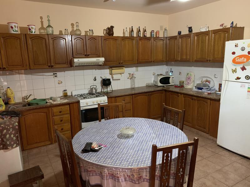 Santilli - Larrea 1057 - Florencio Varela 3