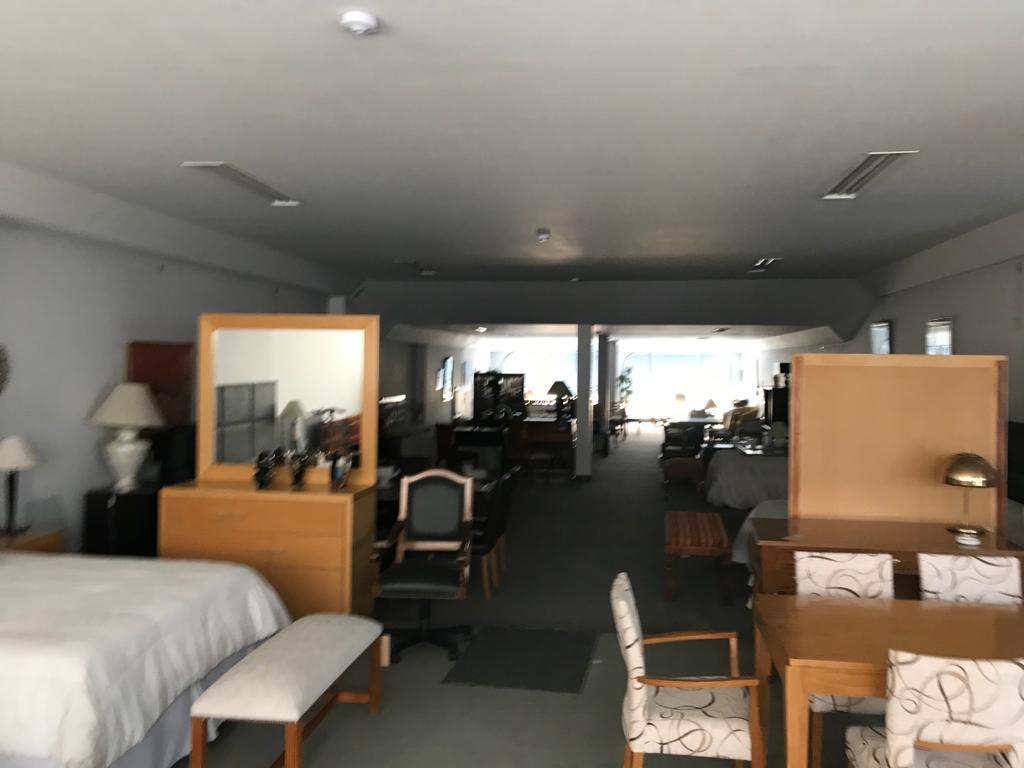 Foto de SANTILLI - AV.MEEKS 240 - LOCAL - Lomas de Zamora Oeste, imagen 3