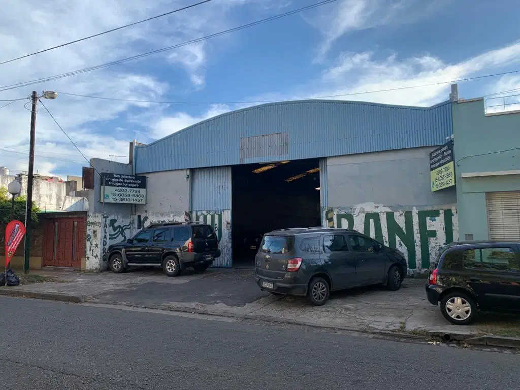 SANTILLI - ARENALES 1240 - Banfield Este 1