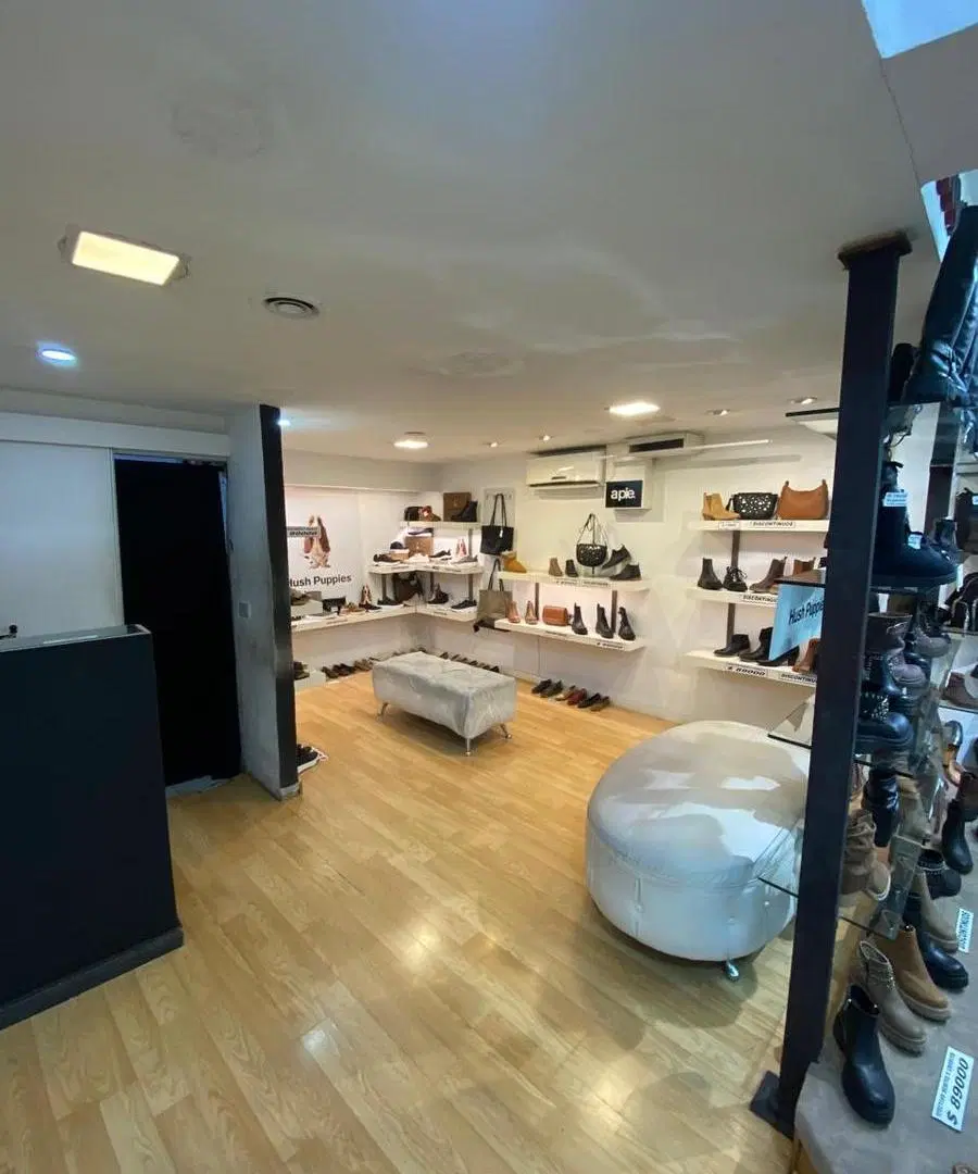 SANTILLI - AVENIDA MEEKS 59 GALERIA OLIVER 4