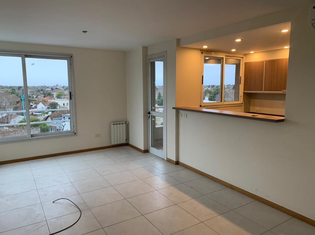 Foto de SANTILLI - ALMIRANTE BROWN 2687 4ºA- Temperley Este, imagen 4