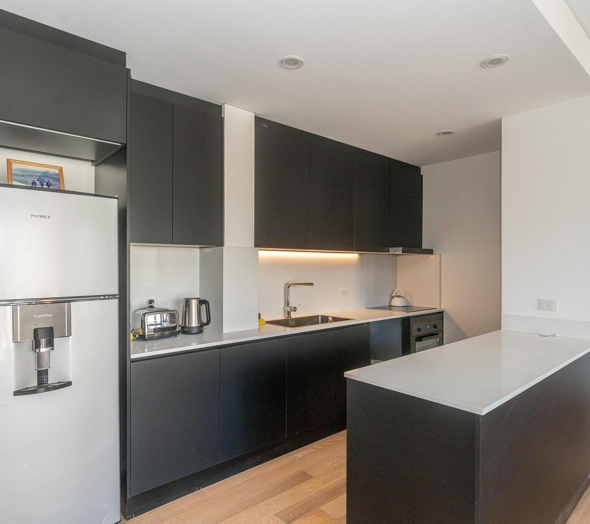 Foto de Departamento 2 ambientes en VENTA en San Isidro, imagen 3